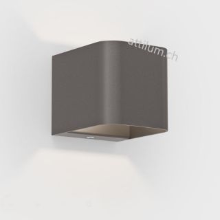 IP44, Intro cool brown